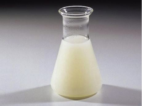 圖為乳化油專(zhuān)用消泡劑在乳化油中的應用圖