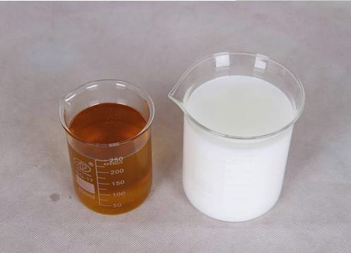 圖為半乳化油實(shí)物圖