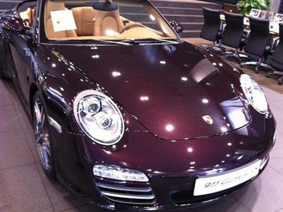 圖為汽車(chē)用金屬漆場(chǎng)景