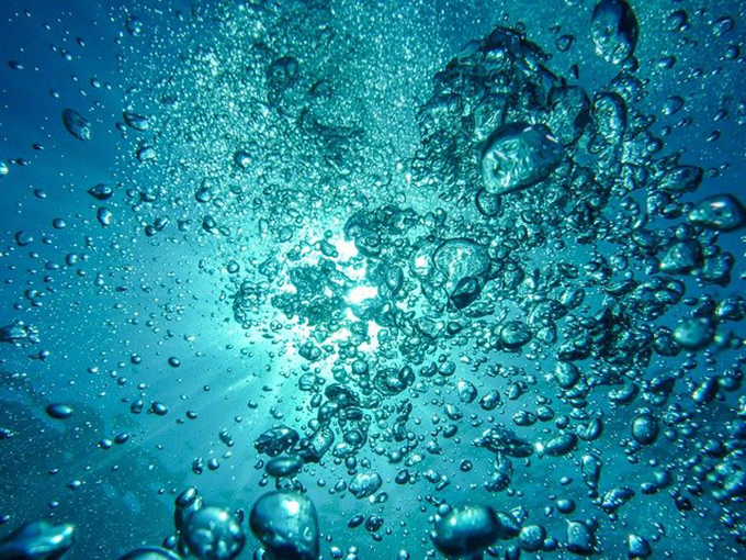 氣泡浮起